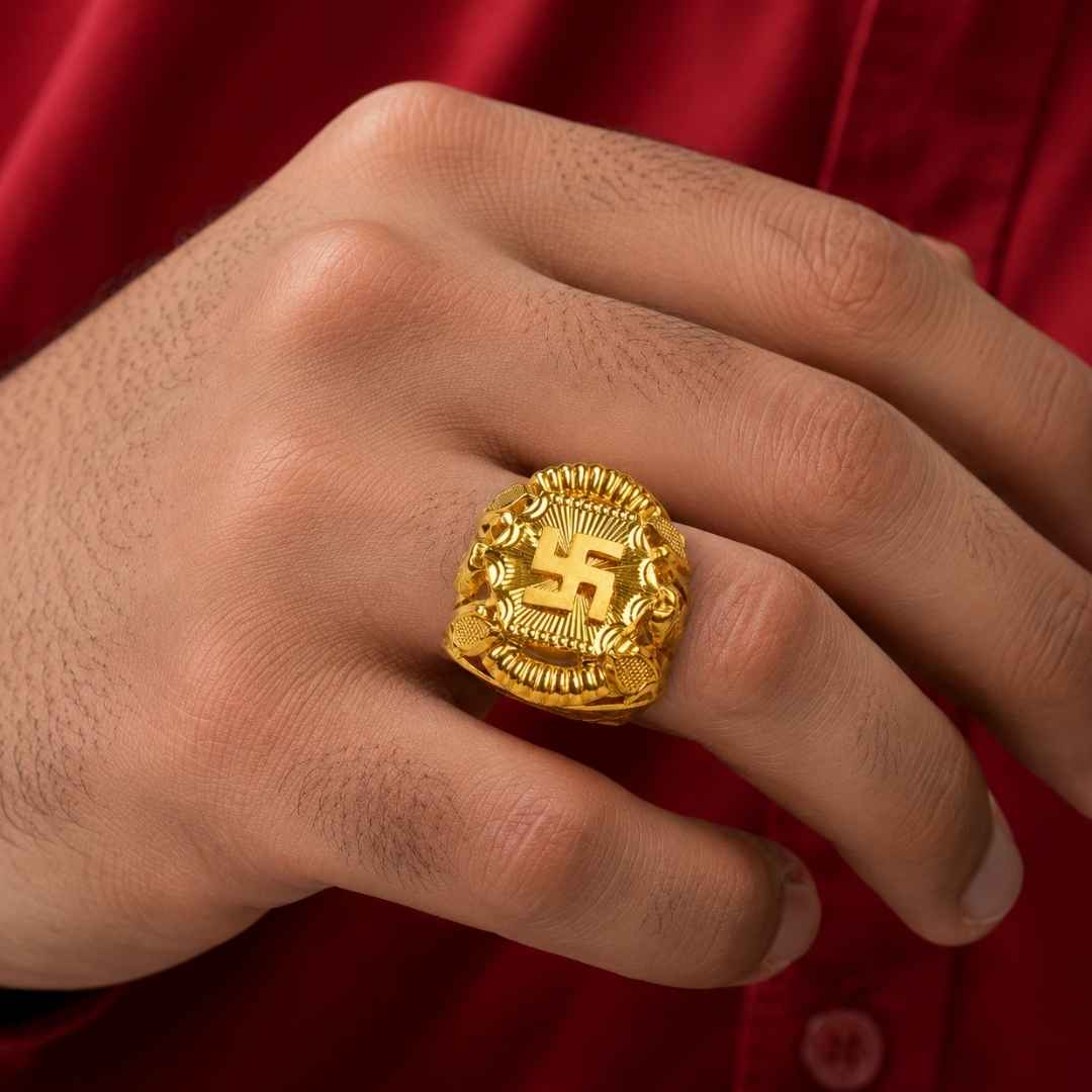 Emerald Gold Ring