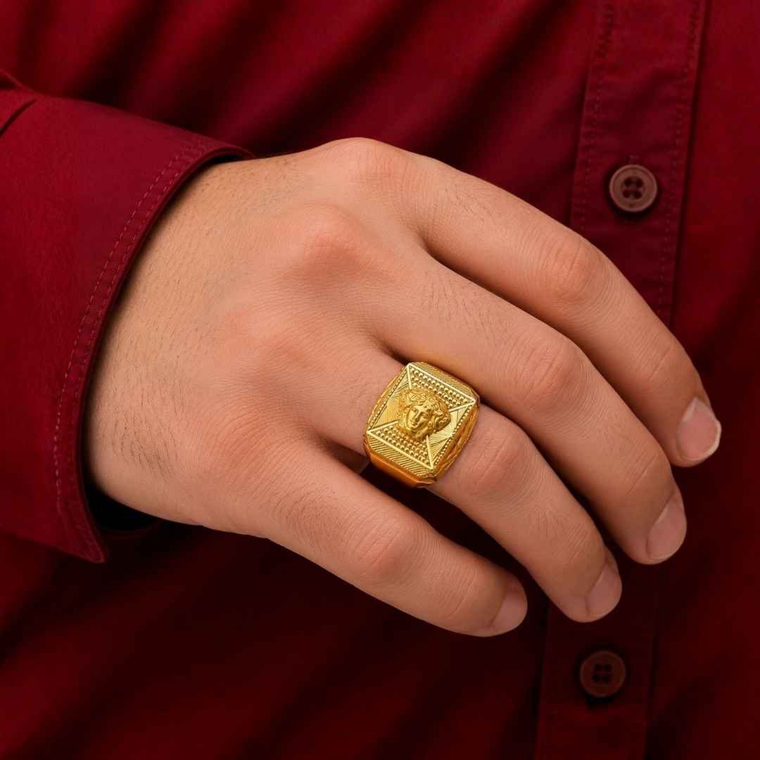 Minimal Gold Gents Ring