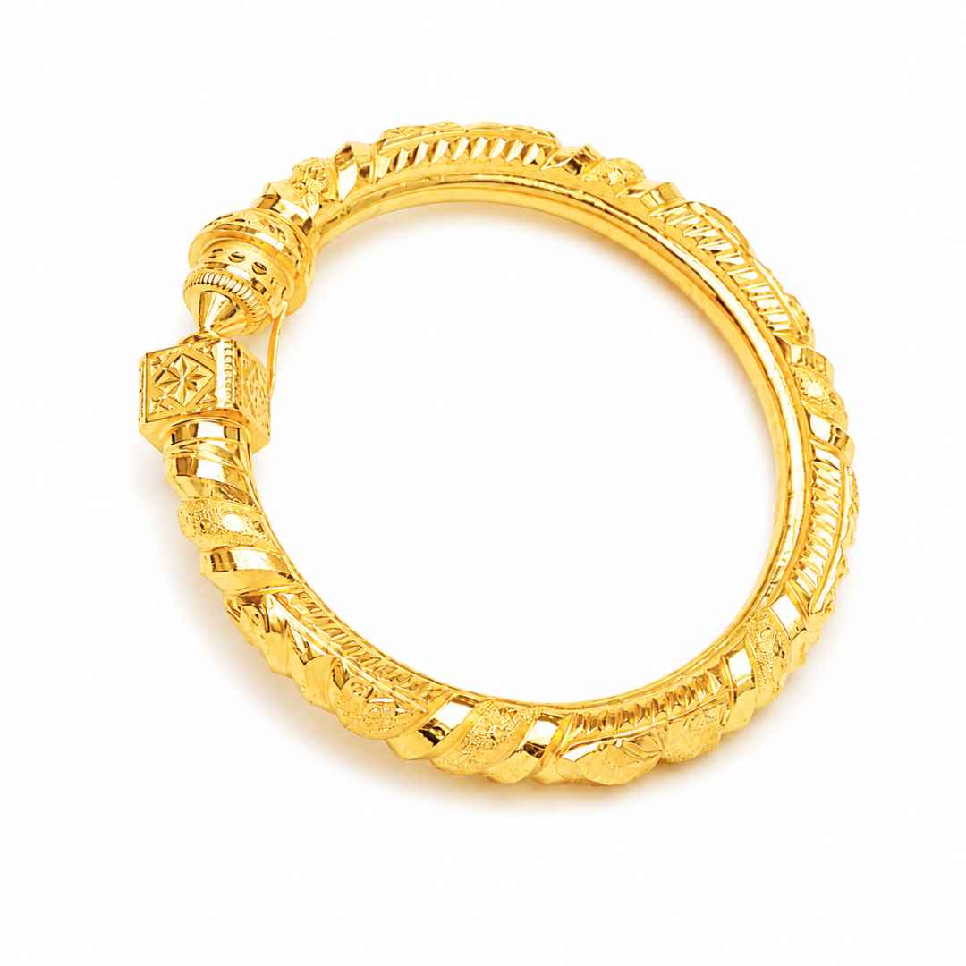 Signature Single Gold Bangle