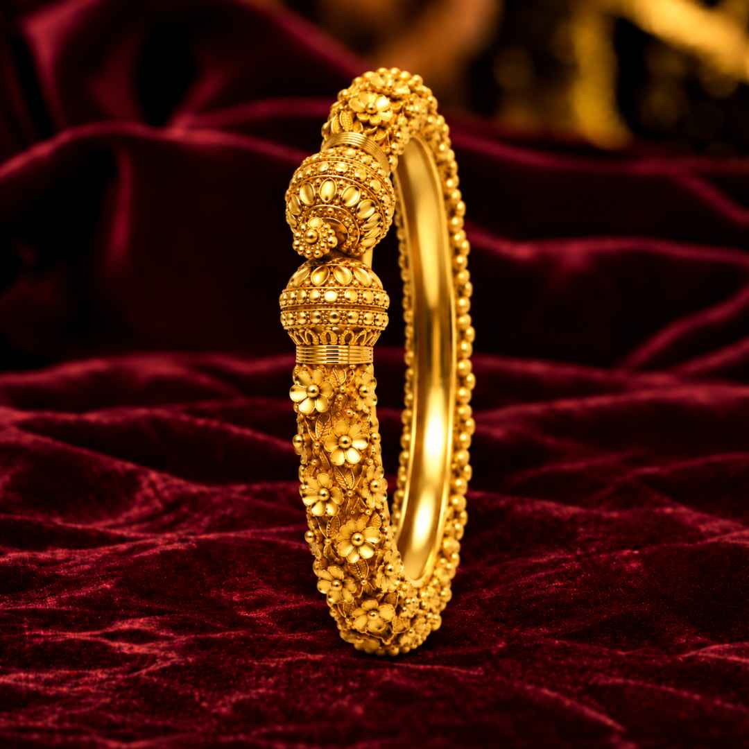 Grand Floral Gold Bangle