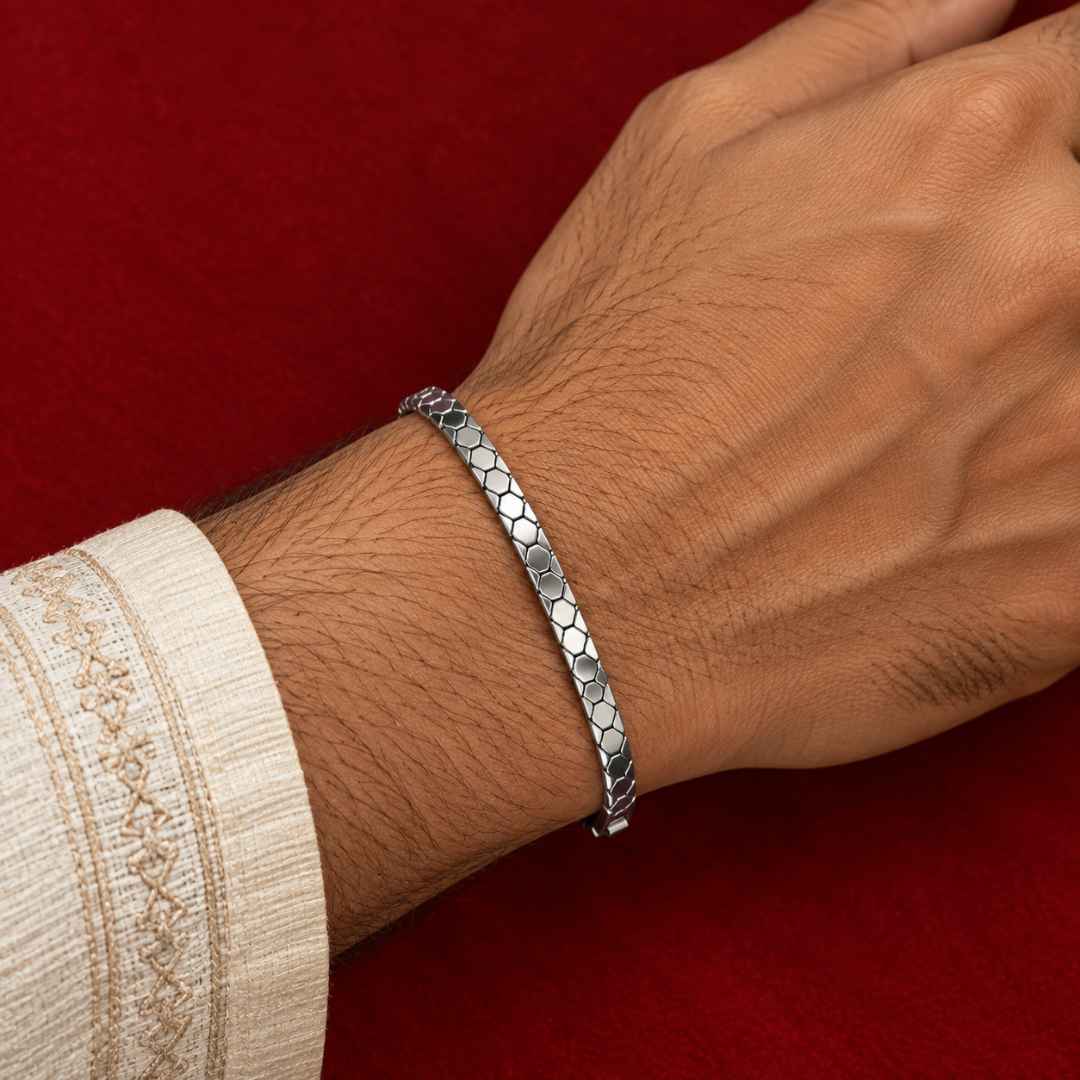 1.2 platinum BRACELET 27.784